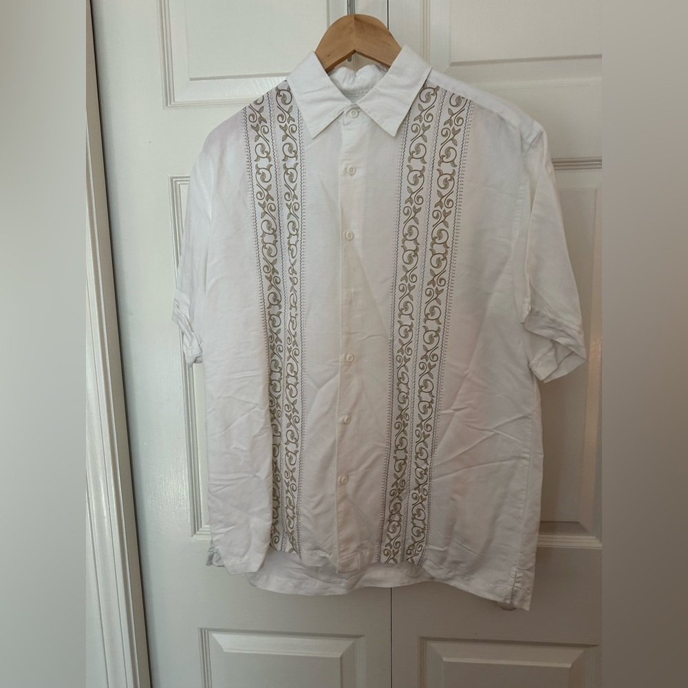 Elegant White Embroidered Men's Shirt